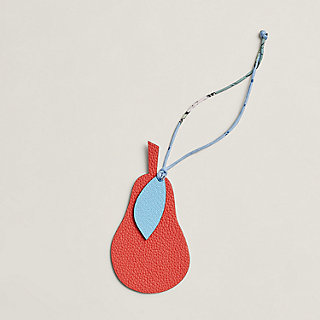 Pear and leaf charm | Hermès USA